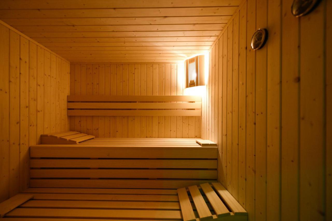 Hotel Lumin Cremia Exterior photo